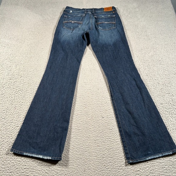 Classic Blue Denim Women's Jeans - Picture 2 of 11